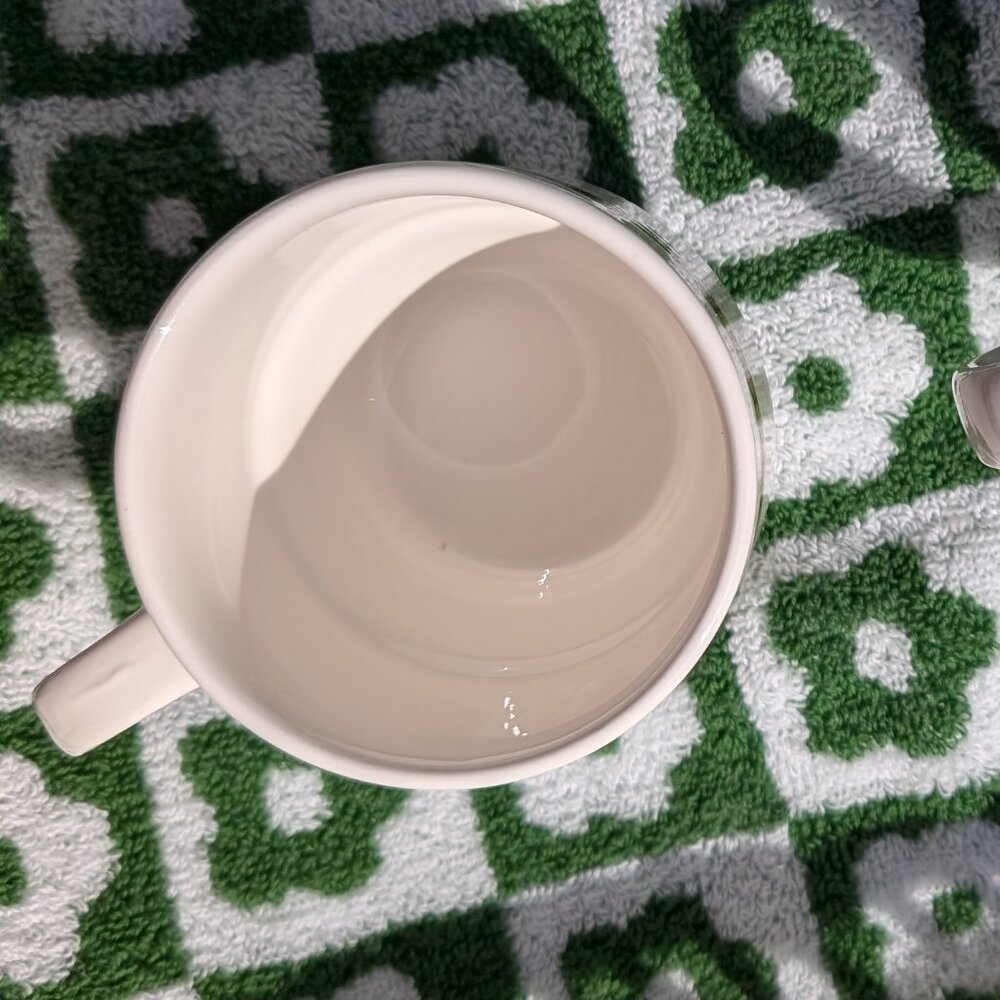 Vintage 1970s  ART DECO styled tea cup with loop handle - Picture 4 of 4